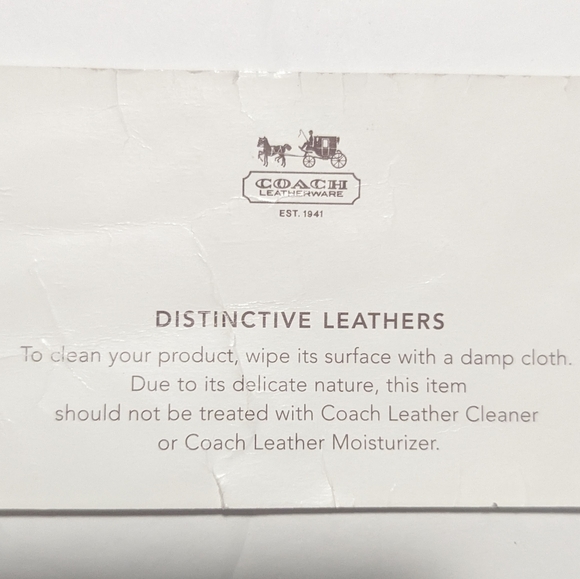 Coach makeup bag - Picture 4 of 4